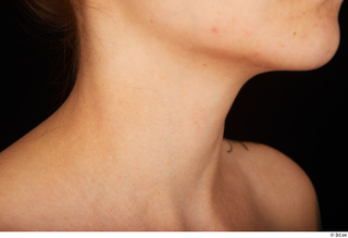 Jennifer Mendez neck nude 0009.jpg